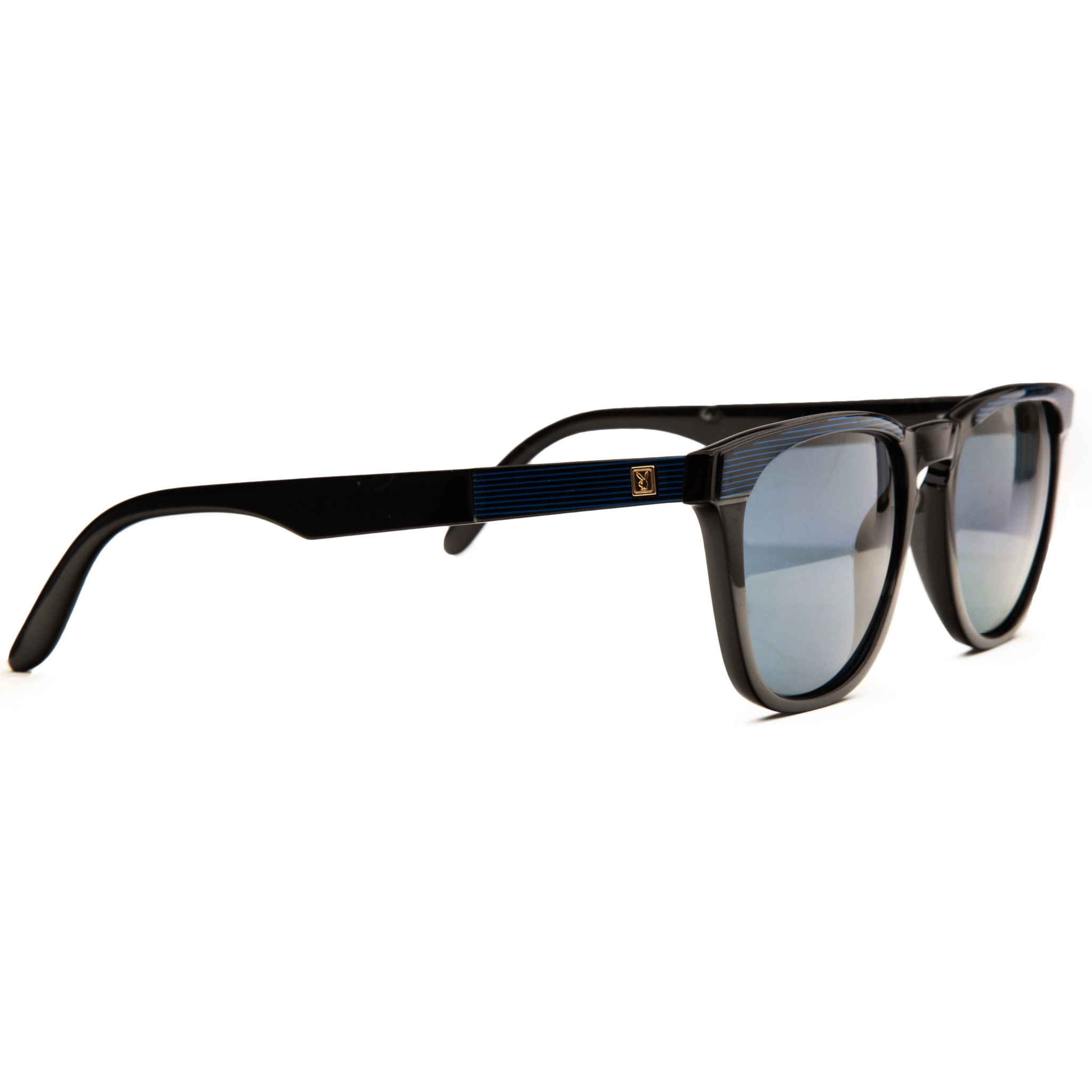 Black and red Playboy Wayfarer 467395 sunglasses with polarized lenses
