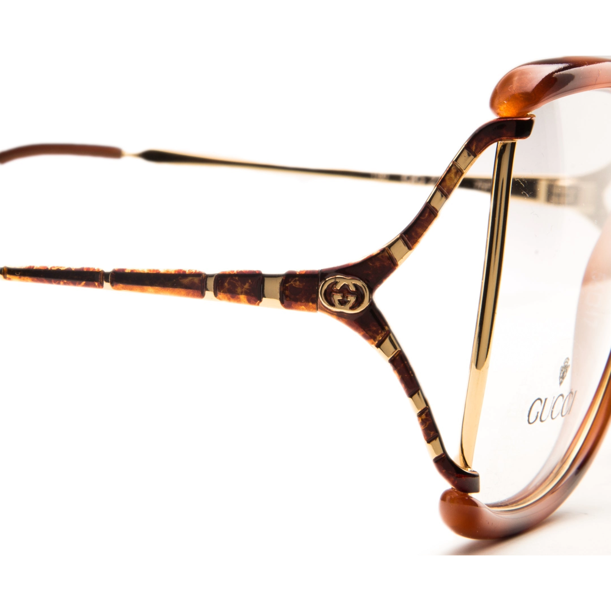 Vintage Gucci Square 230275 oversized sunglasses with red and black frame, clear lens, and 100% UV protection In superb condition, never before worn or sold, and proudly authentic and original