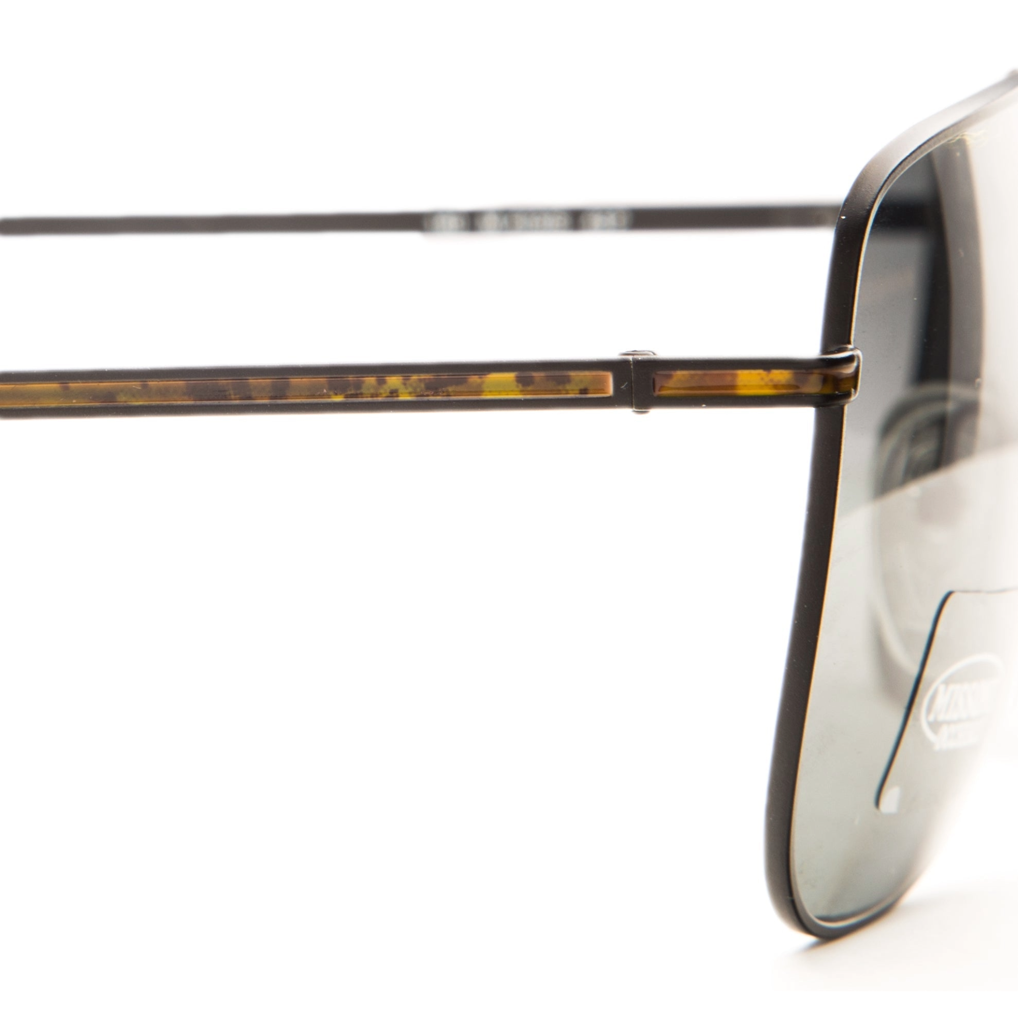 Multicolored zigzag patterned Missoni Navigator 41343 sunglasses for stylish fashion