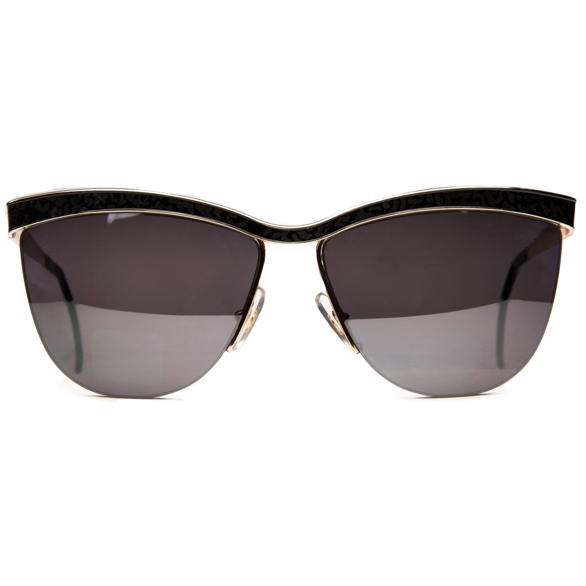Black and white Missoni Cat Eye 310518 sunglasses with stylish pattern