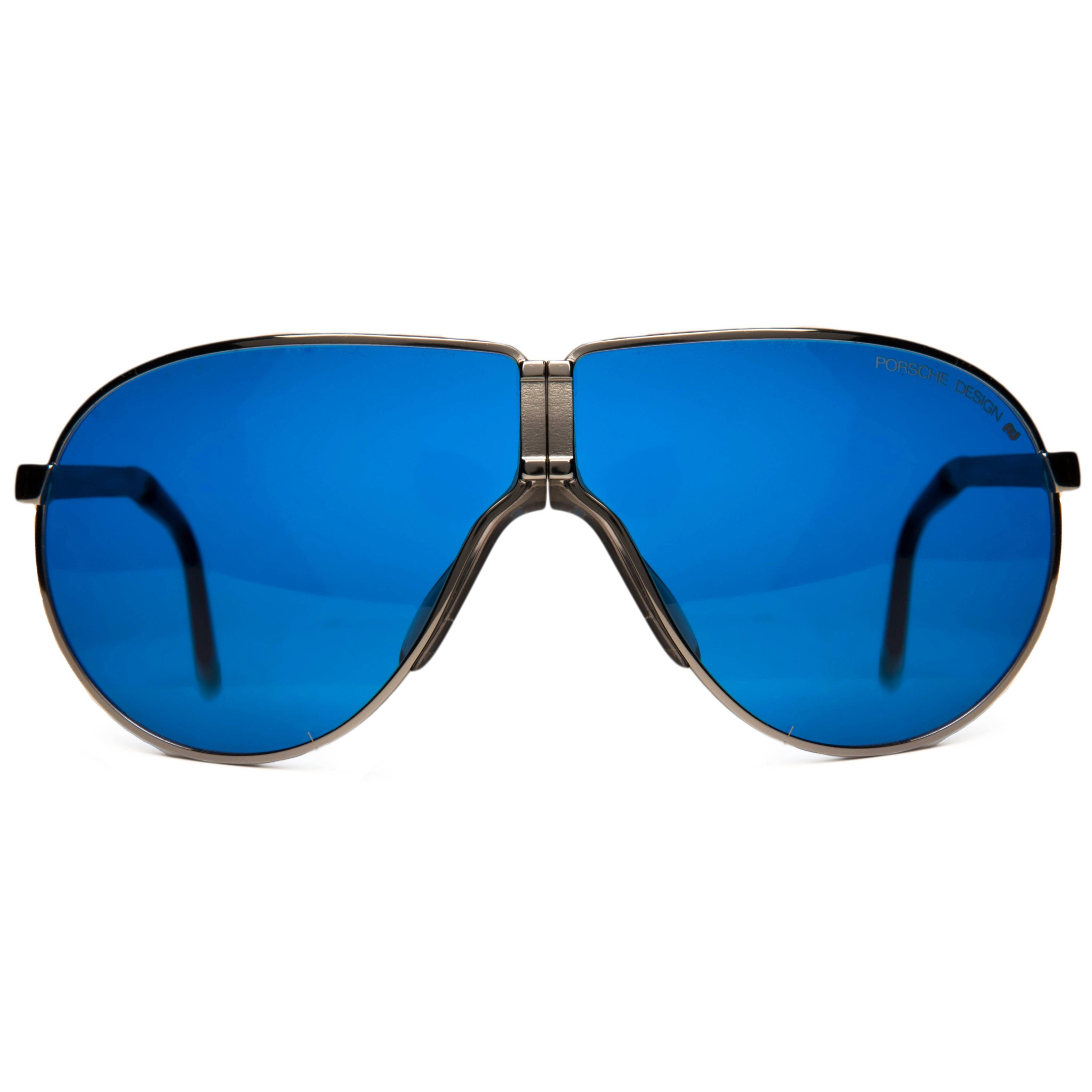 Vintage silver folding Porsche Aviator 5622 sunglasses with blue tinted lenses
Never worn or sold, 100% UV protection, in superb condition Authentic original
alt text 1