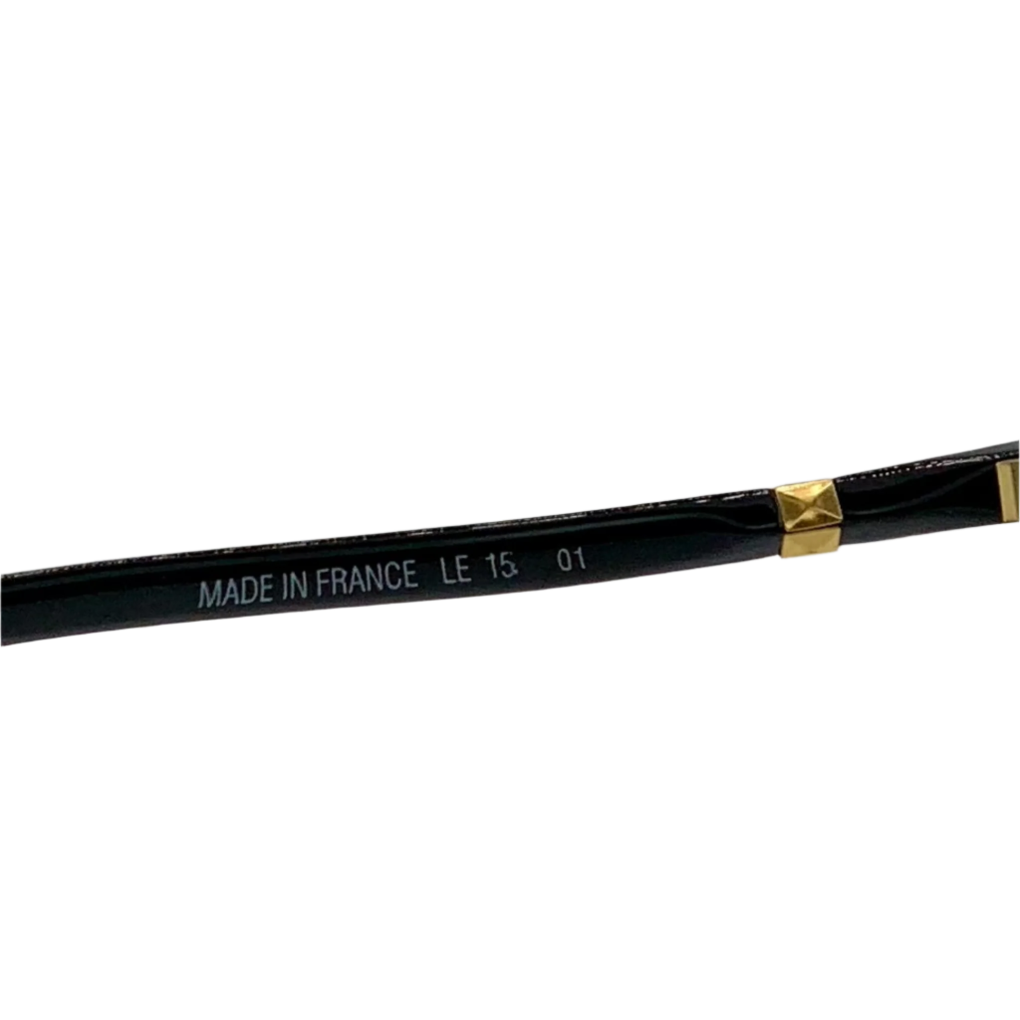 Leonard Square LE15 01 sunglasses with black lenses