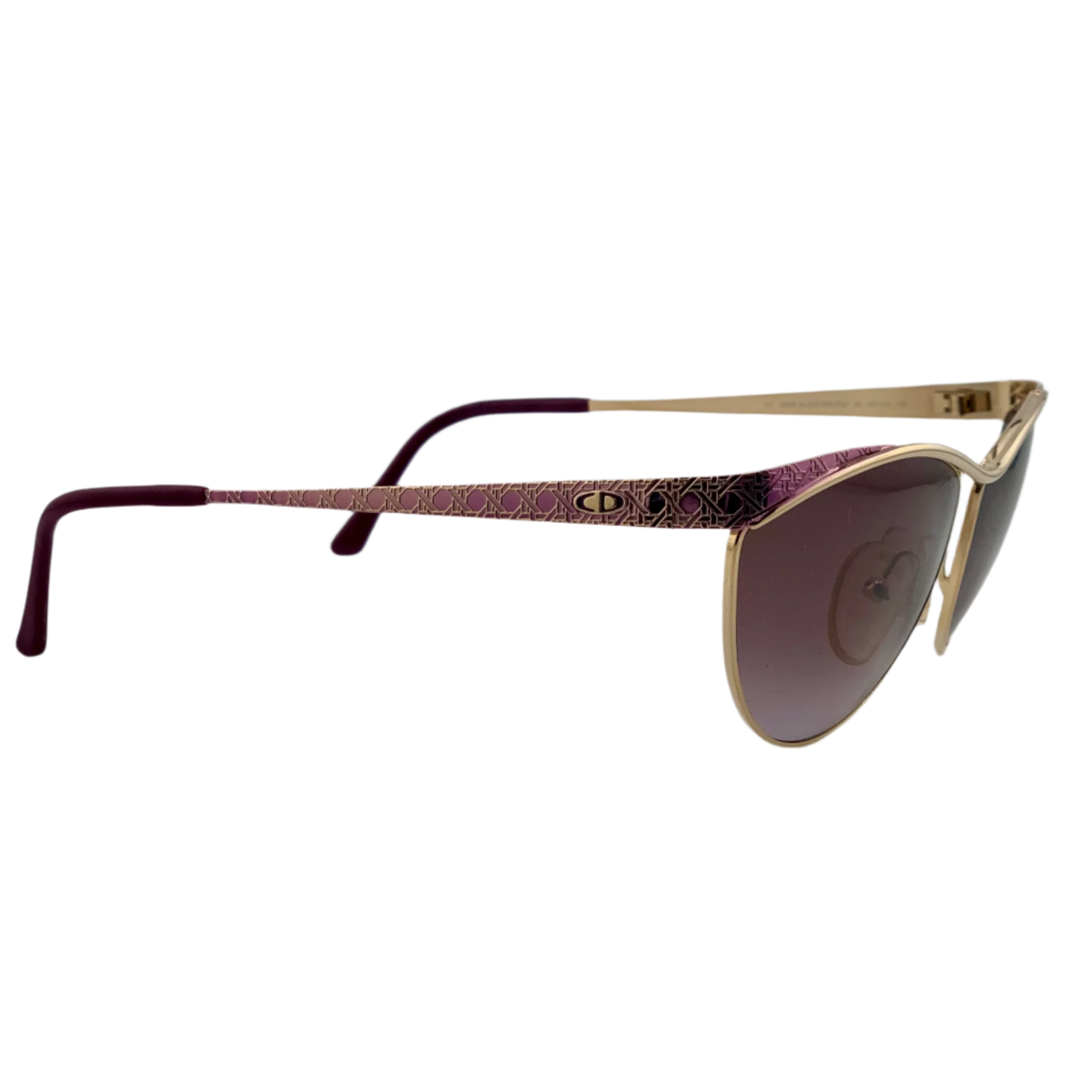 Unworn and authentic Christian Dior Cat Eye 2762 48 sunglasses for men and women