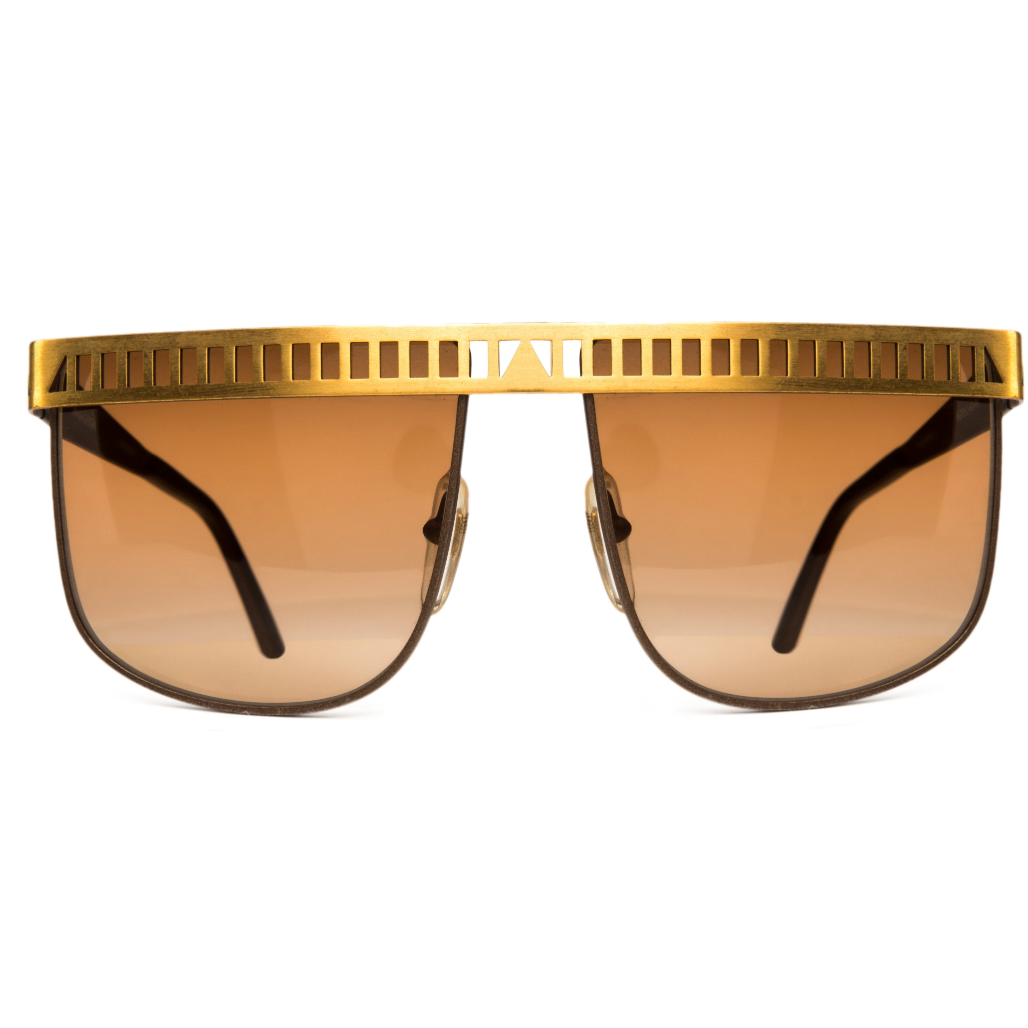 Vintage unisex Maga Flat Brow 3012 sunglasses in gold frame and brown lenses with 100% UV protection, never worn or sold, authentic original 