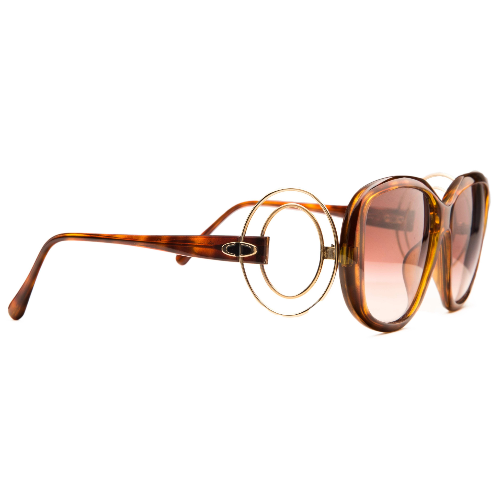 Christian Dior Oval 255810