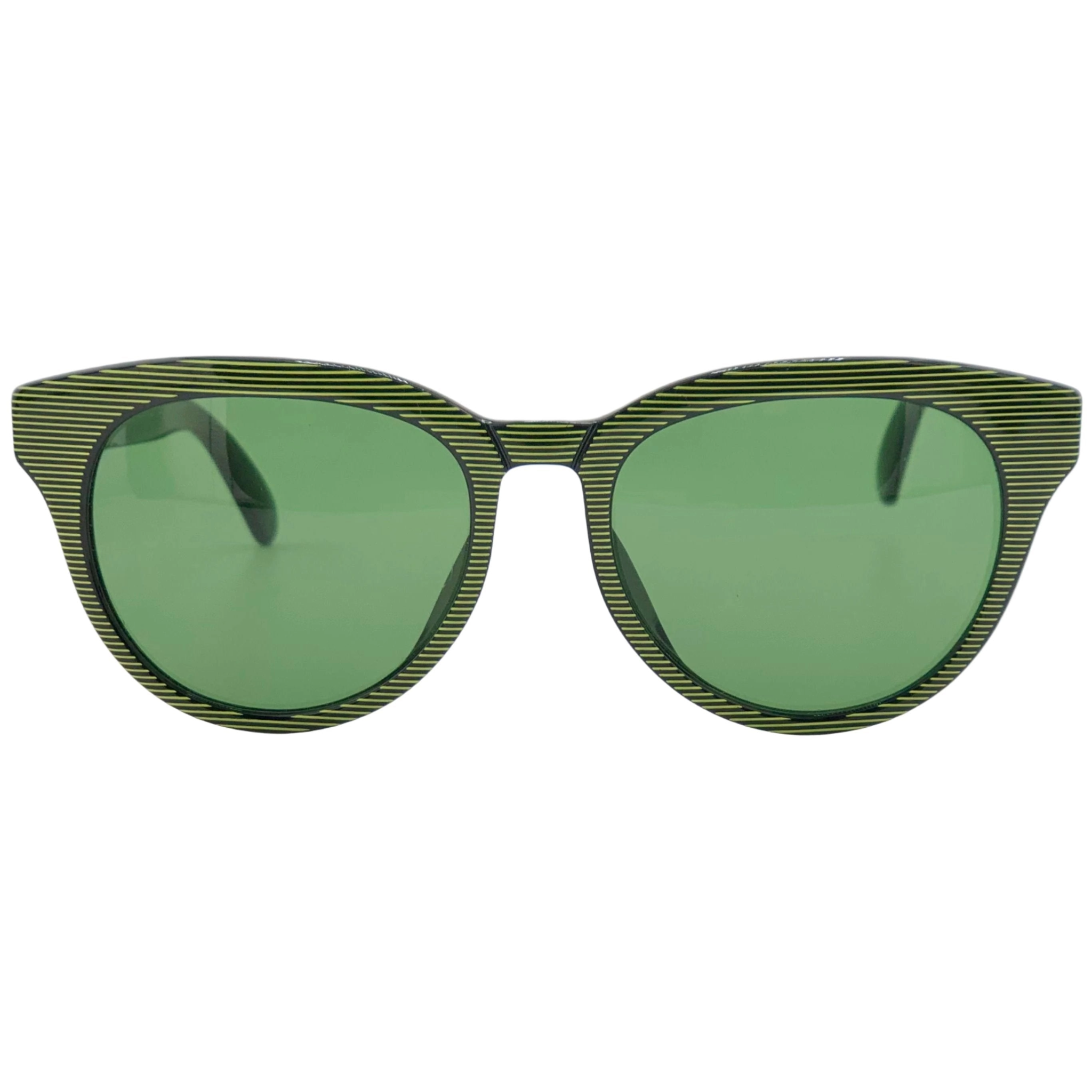 Vintage green and black Playboy Round 4671 94 sunglasses for men and women, made in Germany, with green lenses in superb condition and never worn 