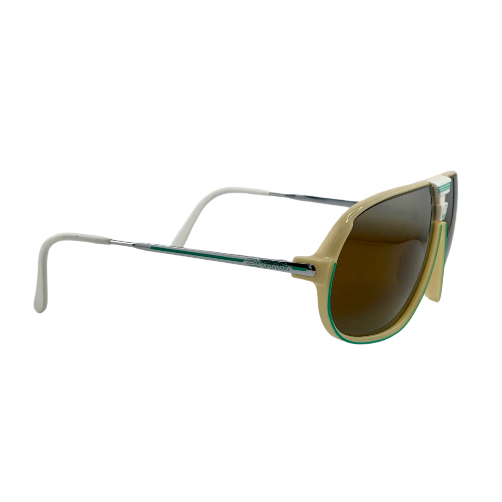 Carrera Aviator 5416 70 sunglasses with black frames and brown gradient lenses