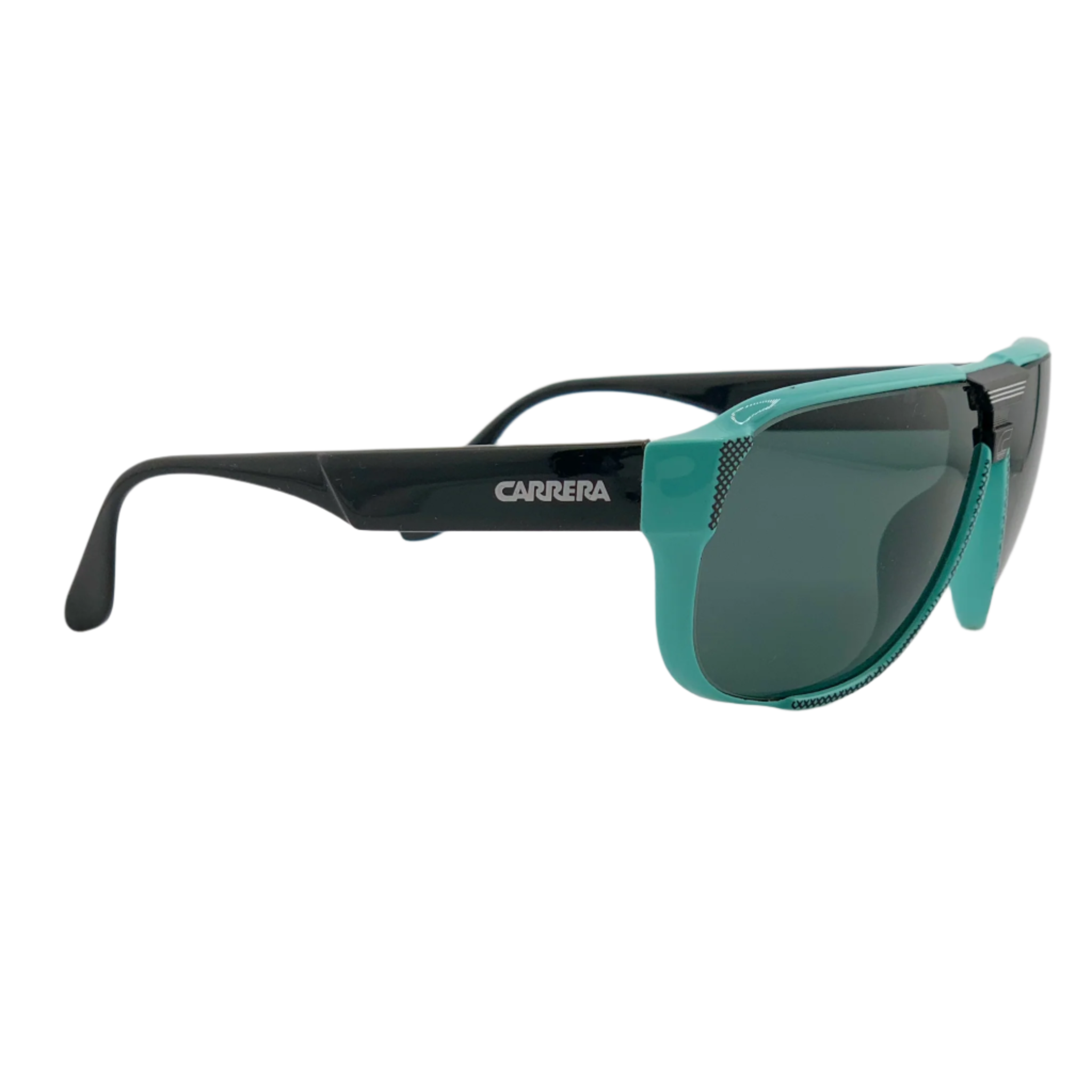 Stylish and durable Carrera Aviator 5431 61 sunglasses with polarized lenses