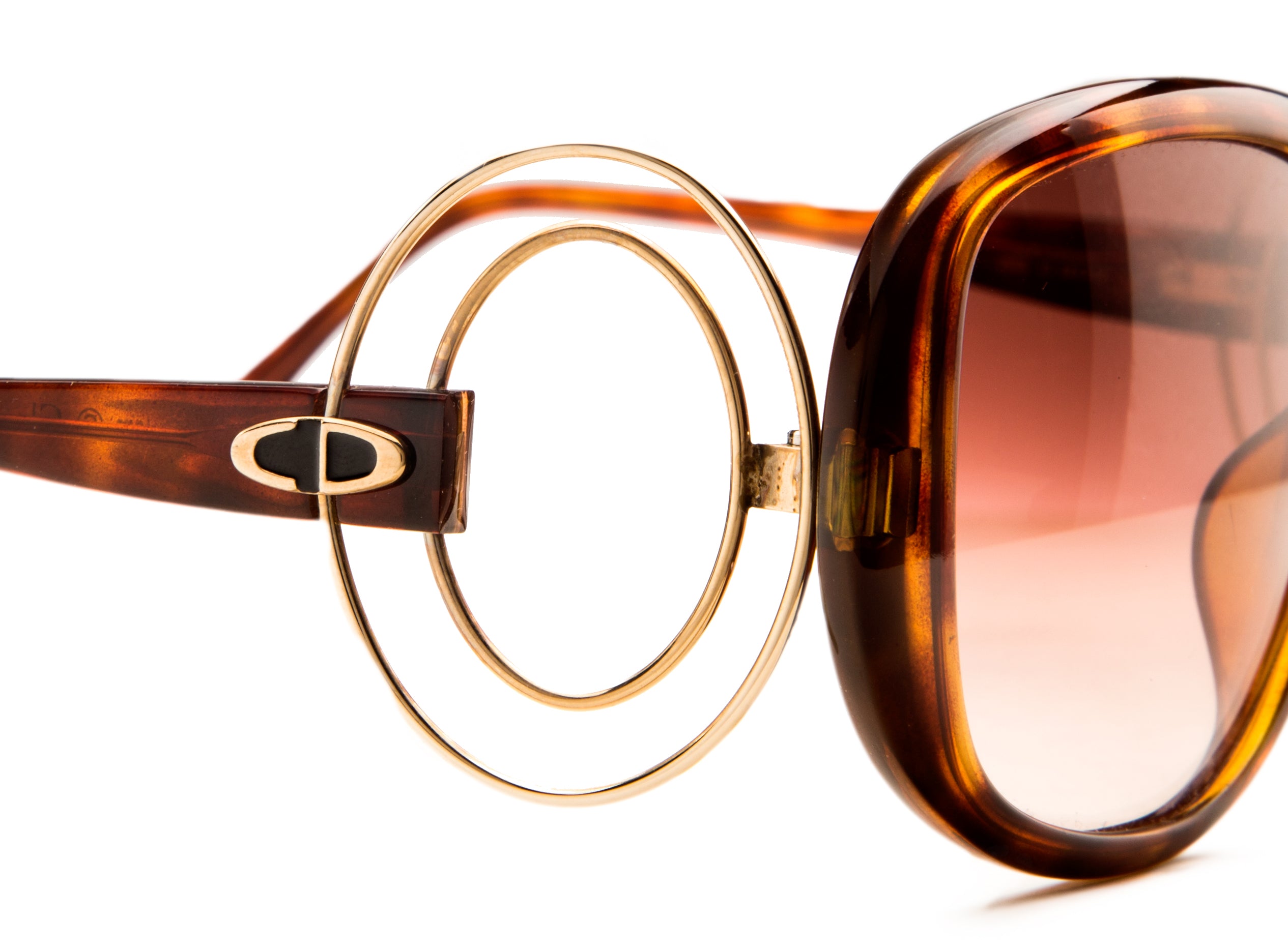 Christian Dior Oval 255810